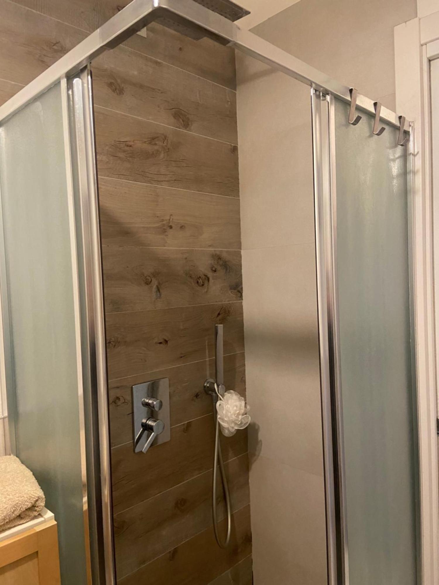 Onlyrooms로 외부 사진