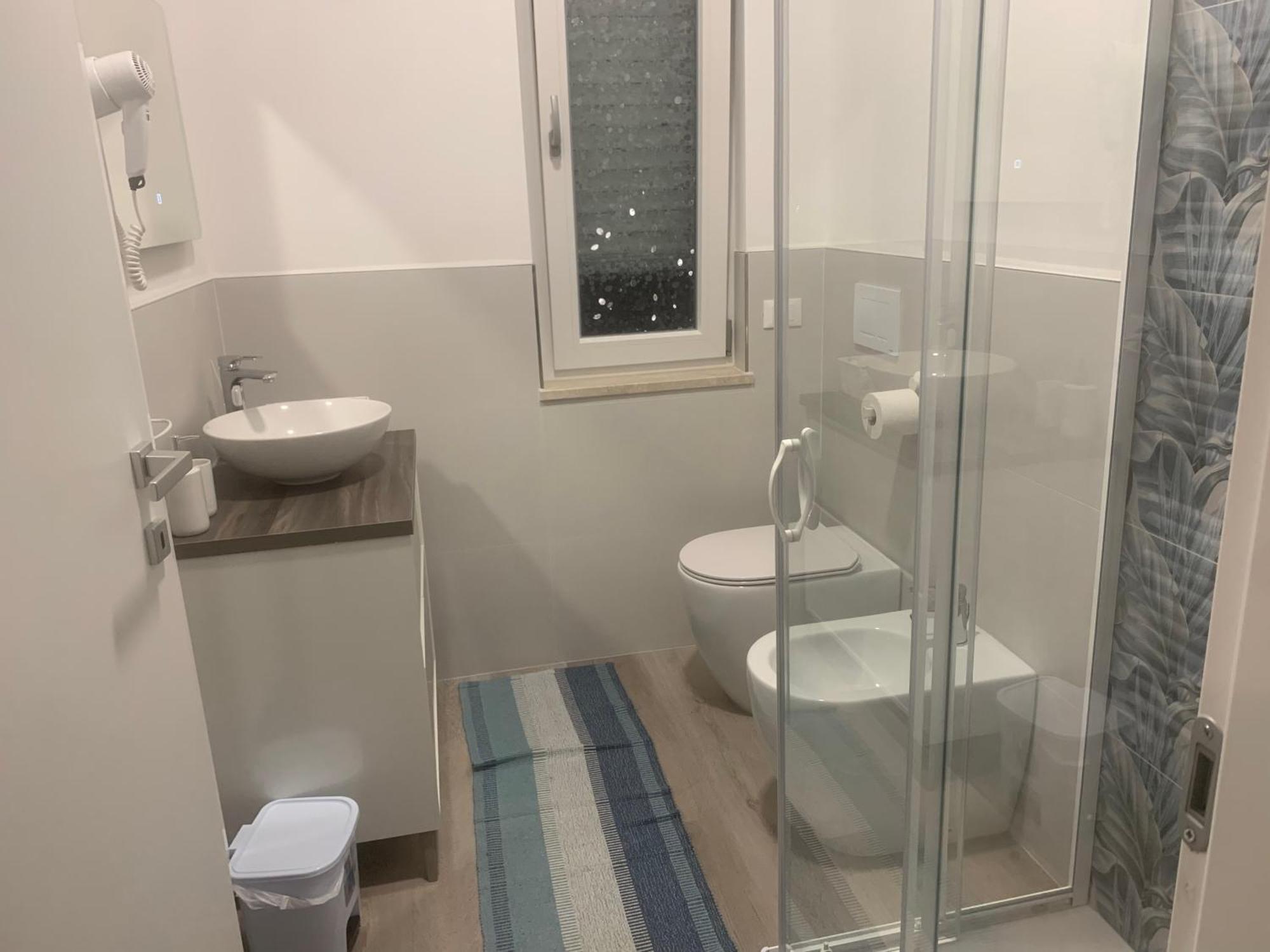 Onlyrooms로 외부 사진